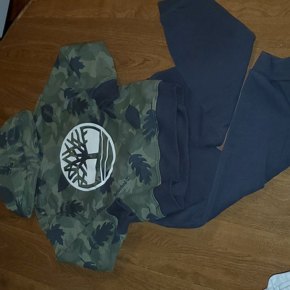 Boys Timberland hoodie outfit size 5/small